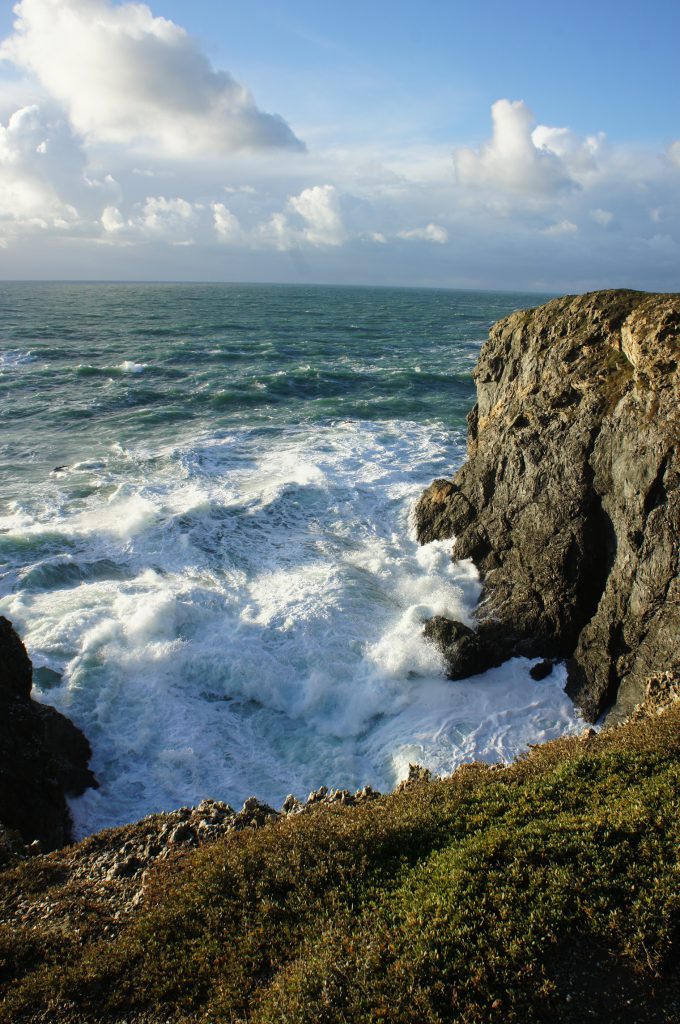 Paysage mer près des falaises Bretagne